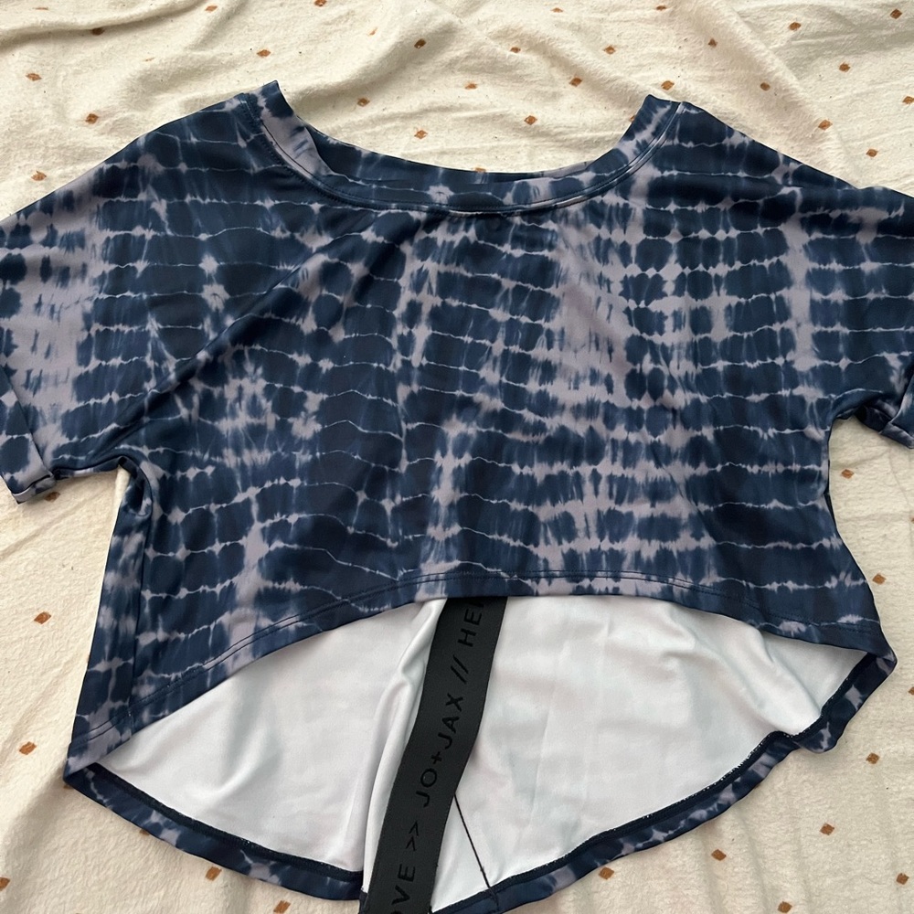 YM Jo and Jax top